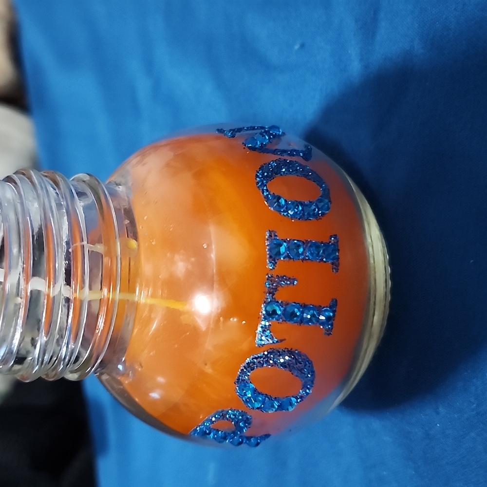 Hand crafted hand poured THE Witch's Potion lemon sandalwood Scented candle - Picture 3 of 4